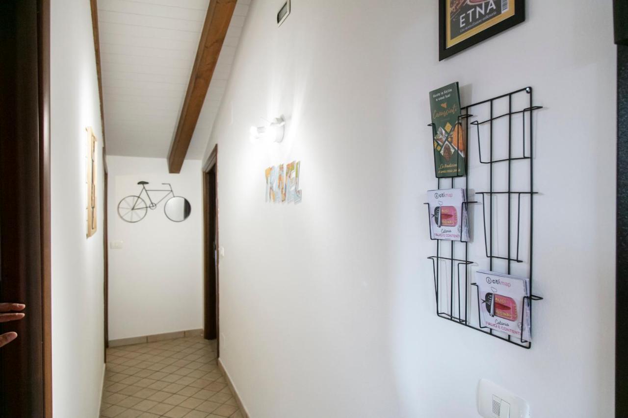 Monolocale Il Tindaro Apartment คาตาเนีย ภายนอก รูปภาพ