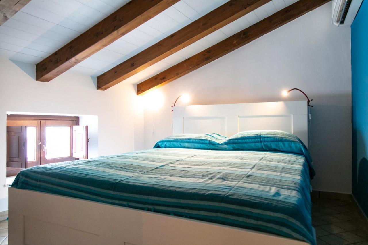 Monolocale Il Tindaro Apartment คาตาเนีย ภายนอก รูปภาพ