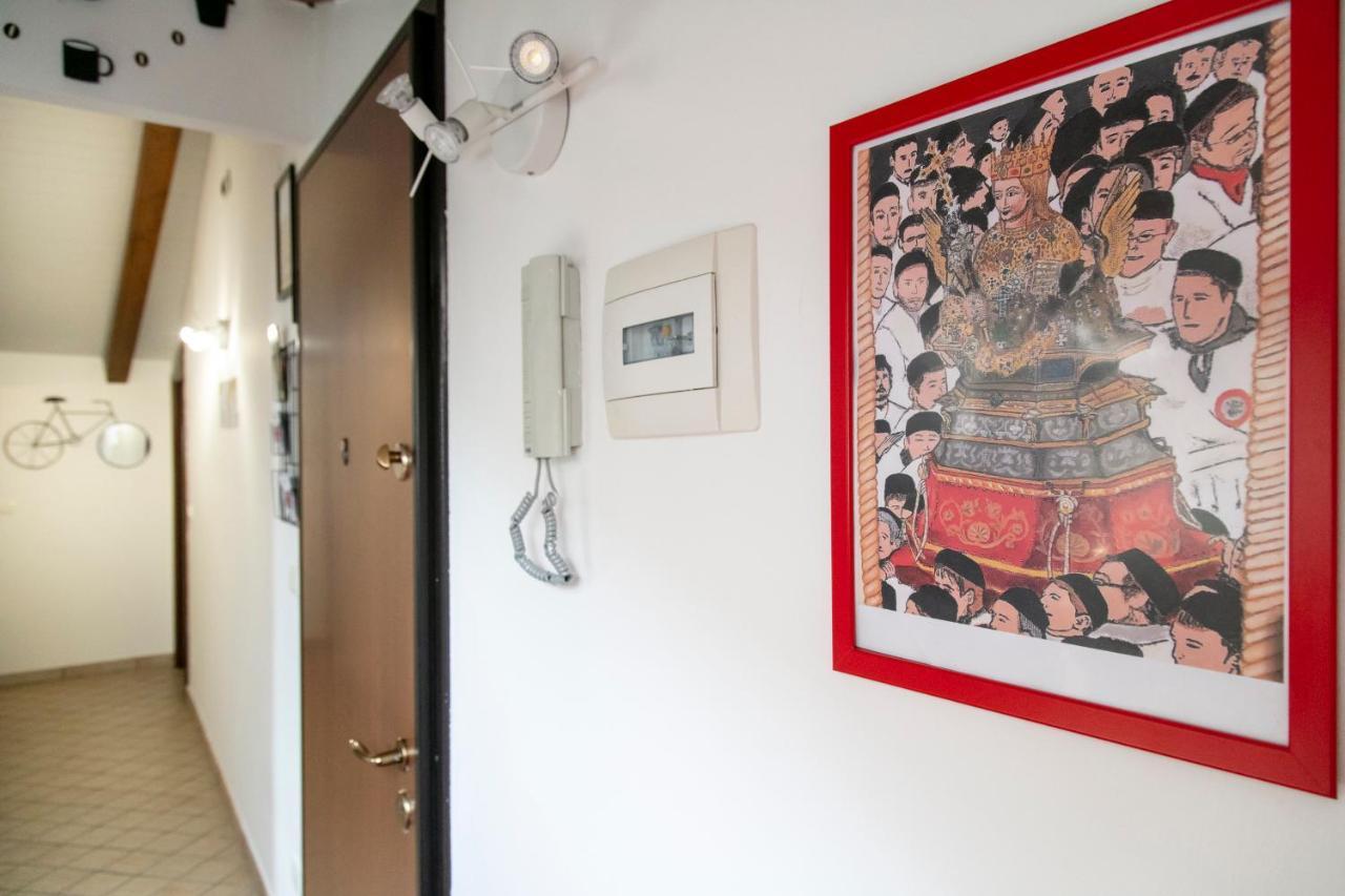 Monolocale Il Tindaro Apartment คาตาเนีย ภายนอก รูปภาพ