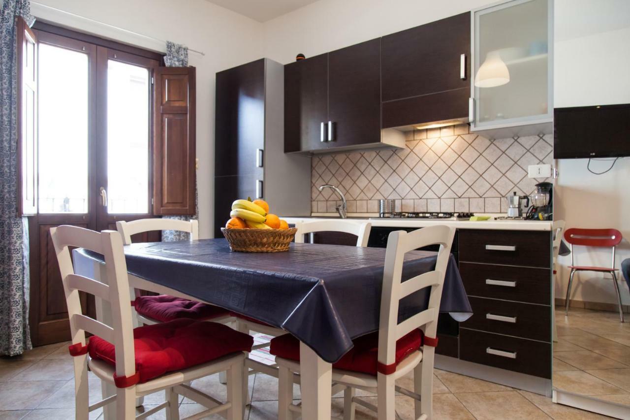 Monolocale Il Tindaro Apartment คาตาเนีย ภายนอก รูปภาพ