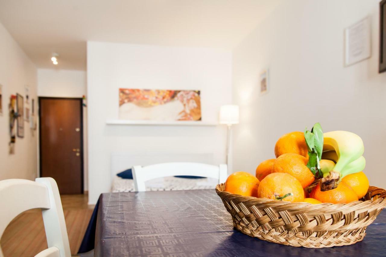 Monolocale Il Tindaro Apartment คาตาเนีย ภายนอก รูปภาพ