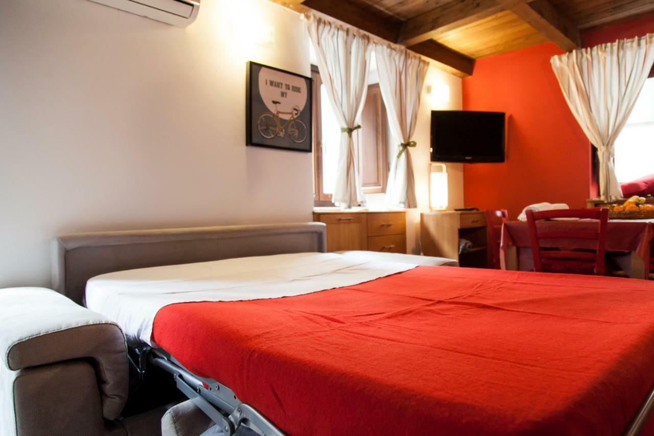 Monolocale Il Tindaro Apartment คาตาเนีย ภายนอก รูปภาพ